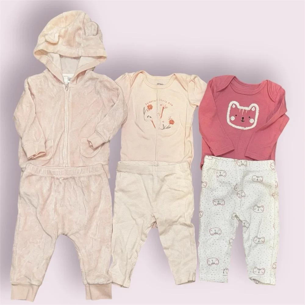 Carter’s Baby Girl 3-6M Outfit Lot – Hoodie Set & 2‎ Matching Sets